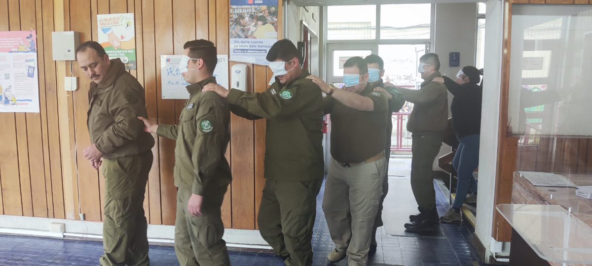 CarabMagallanes's tweet photo. Con la participación de la Agrupación Amigos de los Ciegos #AGACI se desarrolla durante esta semana la última versión del Curso de DDHH y Técnicas de Intervención Policial de @CarabMagallanes del año 2024 organizado por la sección regional de @CarabDDHHyFam 
#CarabinerosdeTodos https://t.co/Jrwl706tw5