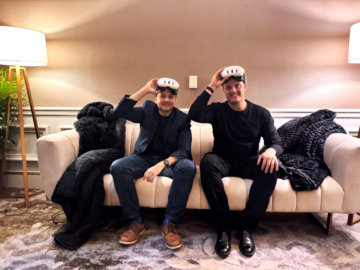 Novobeing tweet media