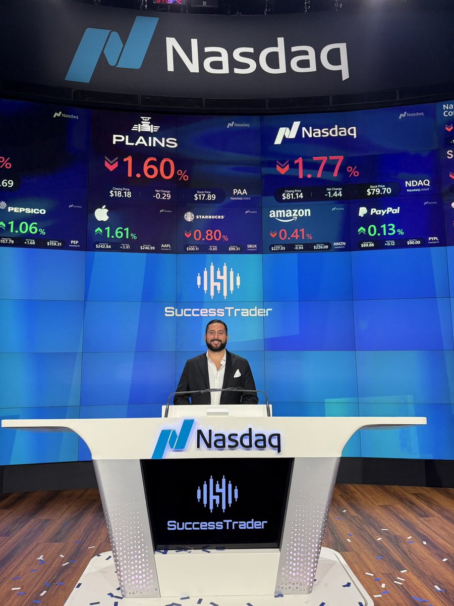 AT09_Trader's tweet photo. Incredible experience being invited to the NASDAQ exchange with https://t.co/8EXiweygOE 📈
#SuccessTraderPartner https://t.co/QQNuz0SW8Y