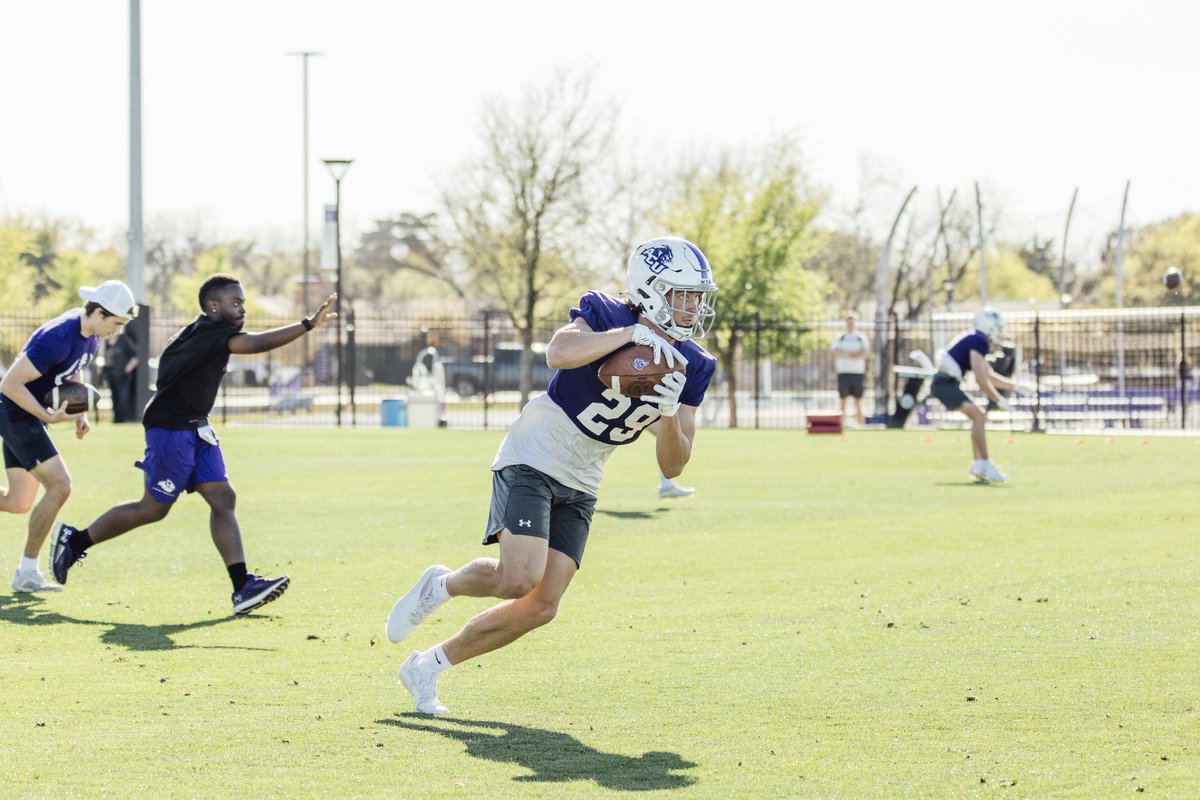 JR Ceyanes tweet media