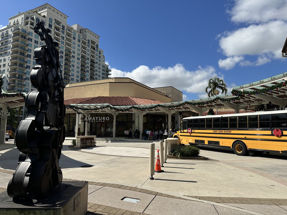 S. E. A. S. tweet media