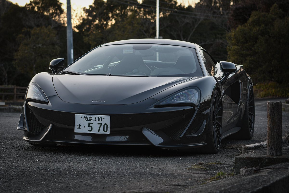 Kuro28Z's tweet photo. 僕の車

#McLaren570s 
#gtr35 
#hcr32 https://t.co/aa9pgyjihO