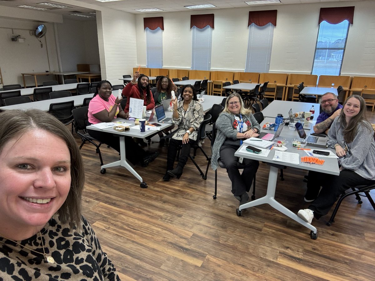 CatherINNOvate's tweet photo. Had a fantastic day with Elizabeth from Merlyn Mind! Excited to bring AI remote controllers to some of our SSD classrooms, making teaching easier, smarter, and more efficient. 🚀📚 #EdTech #InnovationInEducation #AllInForSSD https://t.co/qmF3t7gwlz
