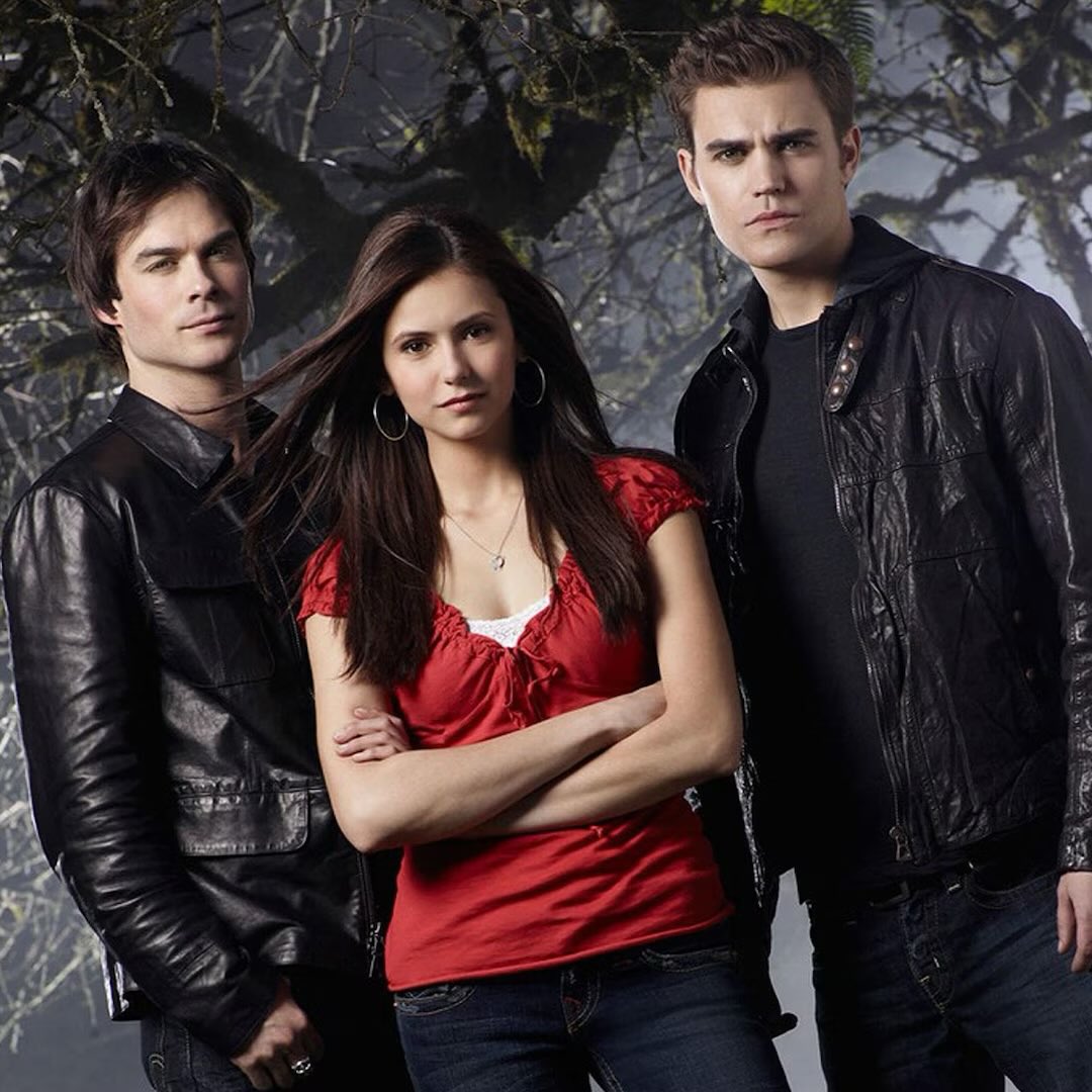 NinsDobrev_'s tweet photo. Some of my favorite promotional pics from the show. Which one is your favorite? The first one started it all. https://t.co/rquvOCDYXA