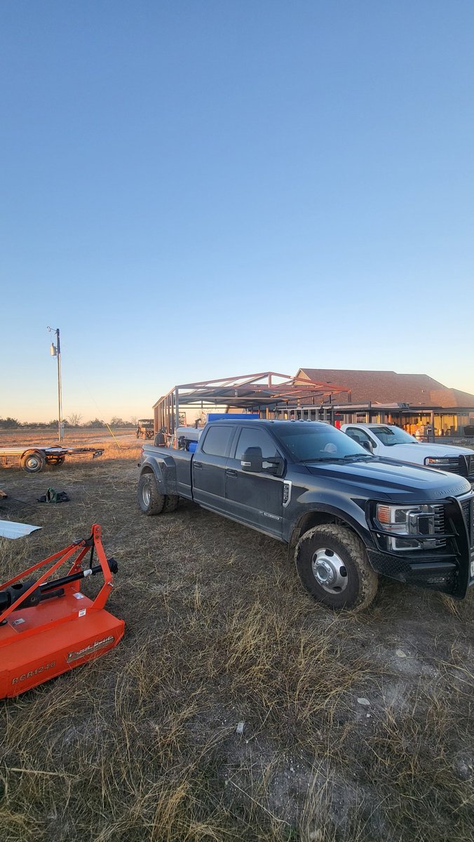 Tedddybiggs's tweet photo. Little carport action to keeo rollin in the slow season https://t.co/w6g4CgFhR7