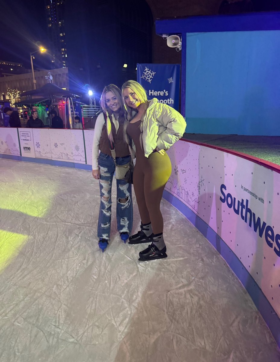 smartreagan1014's tweet photo. Snow Angels ❄️ https://t.co/Gjx3D5DZuY