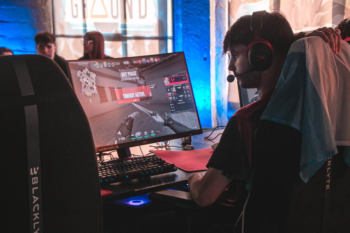 ANUNCIO!

Ya finalizado nuestro contrato con <a href="/ZeneSportsla/">Zen eSports</a>, estamos buscando una nueva casa donde continuar con el proyecto de cara al 2025.

De igual manera, no descarto ofertas individuales y me encuentro F/A sin restricción contractual para futuras competencias.

Cualquier