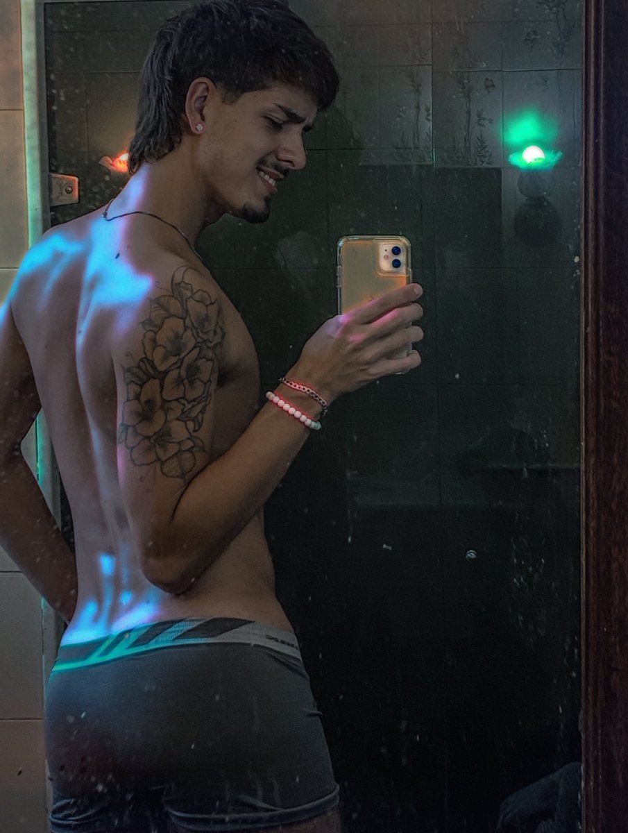 In my siren era 🐚🫧