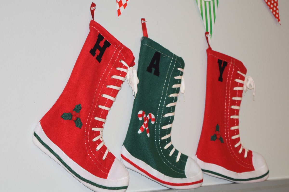 CenterHay's tweet image. The HAY Center Holiday Party was a day full of joy , laughter,and love!  Huge thanks to our amazing youth, dedicated staff, and incredible volunteers who made it all possible 💙We couldn't have done it without you! #houston #haycenter #christmas #holiday #communitysupport