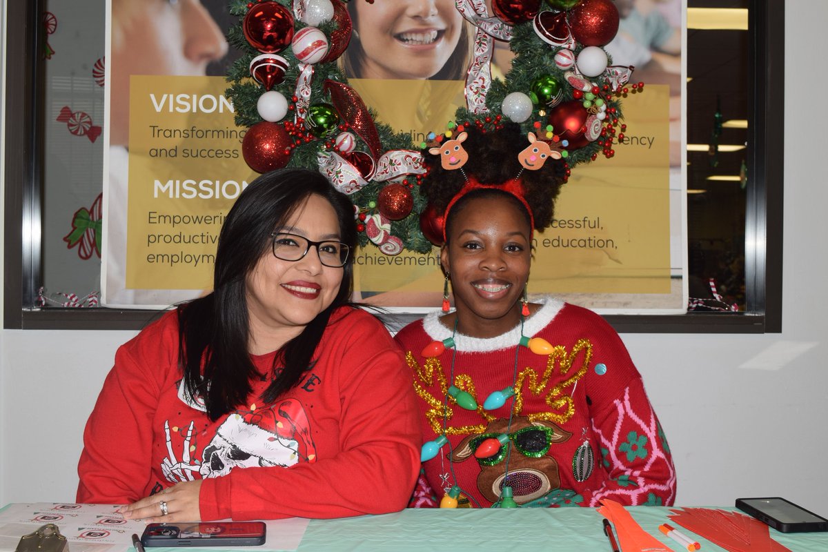 CenterHay's tweet image. The HAY Center Holiday Party was a day full of joy , laughter,and love!  Huge thanks to our amazing youth, dedicated staff, and incredible volunteers who made it all possible 💙We couldn't have done it without you! #houston #haycenter #christmas #holiday #communitysupport