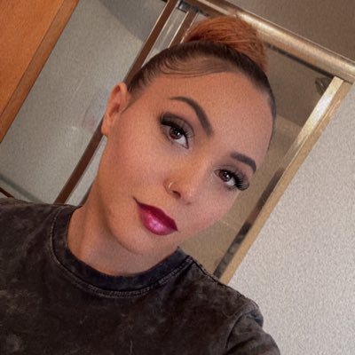 summer2_hott's tweet photo. #NewProfilePic https://t.co/XcuVtMNjnN