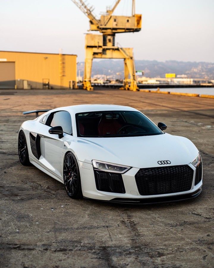 Audi R8 😛