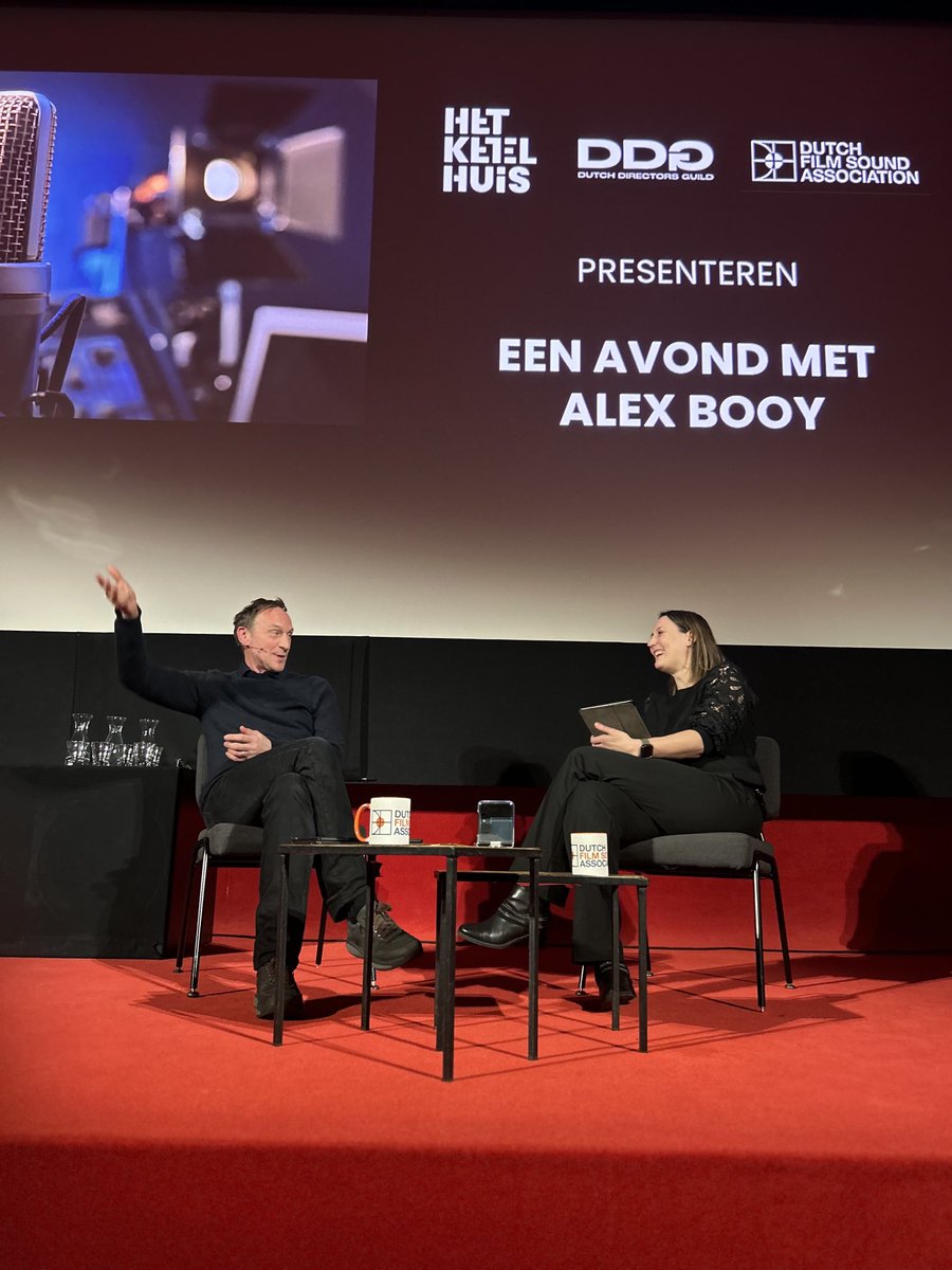Petra van Lint (@petravanlint) on Twitter photo Wat een geweldige avond met Alex Booy #sounddesigner met prachtige docu films als ‘When Dragons Live’ ‘Geleuf in t goeie’, ‘0,03 seconde’ (de eerste draait , de tweede met Kerst op tv!, de derde over olympisch goud). Het geluid vertelt! 👏🎊 🎥 <a href="/EllenDeZwart/">Ellen De Zwart</a> Wat een geweldige avond met Alex Booy #sounddesigner met prachtige docu films als ‘When Dragons Live’ ‘Geleuf in t goeie’, ‘0,03 seconde’ (de eerste draait , de tweede met Kerst op tv!, de derde over olympisch goud). Het geluid vertelt! 👏🎊 🎥 <a href="/EllenDeZwart/">Ellen De Zwart</a>