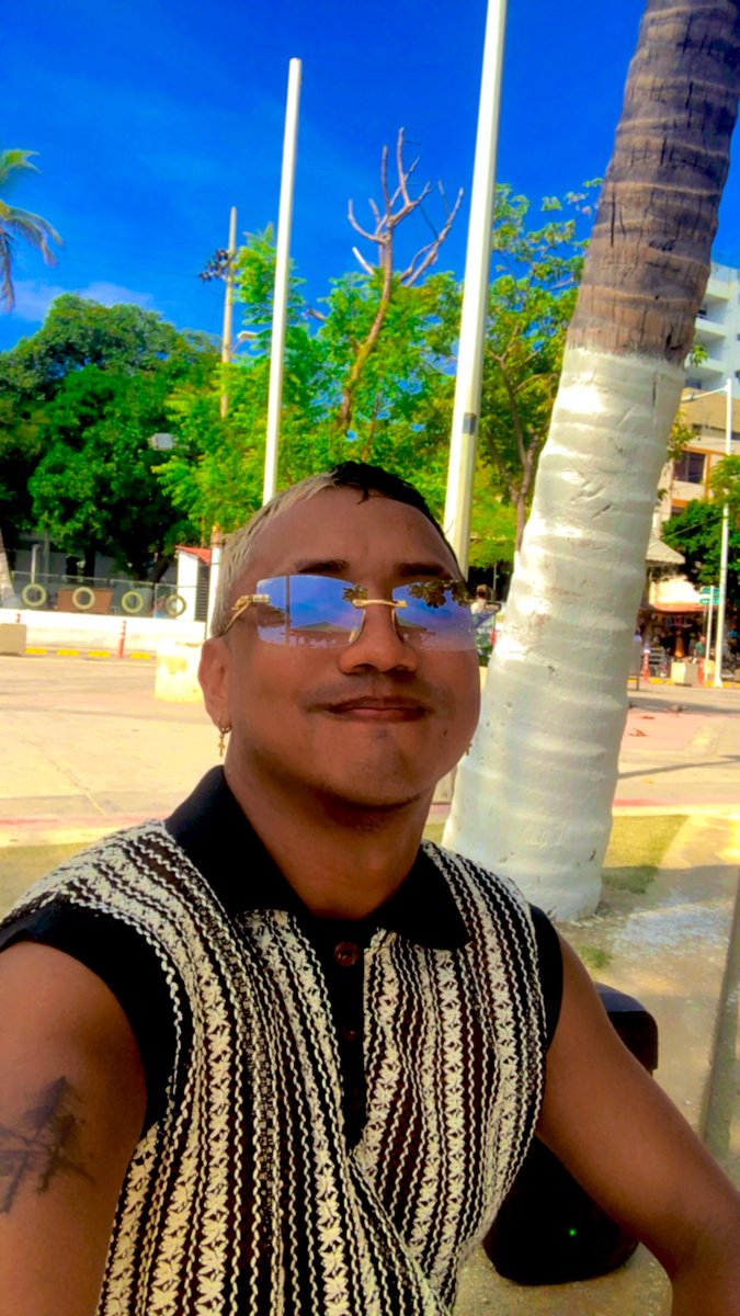 fernandosay_'s tweet photo. La tranquilidad es un estado que debería ser permanente ☀️ https://t.co/gMAZW4GqFW