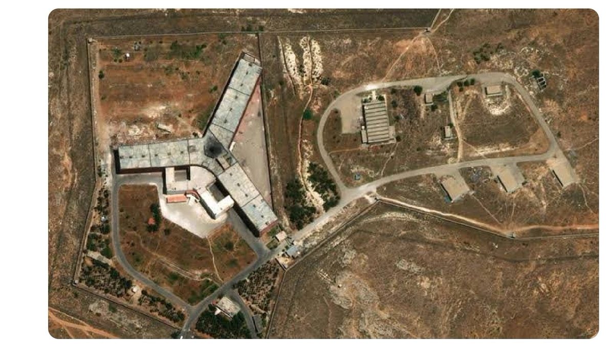 #10aralıkinsanhaklarıgünü  ve sayfamda akan #sednaya hapishanesinden görüntüler... Bu günlerin şimdiye kadar hiç bir yararı olmadı ne farkındalık yarattı ne de korudu çocuğu hayvanı kadını insanı... Her gün  tüm haklarımız  en çok da yaşam hakkımız korunmalı oysa!!!