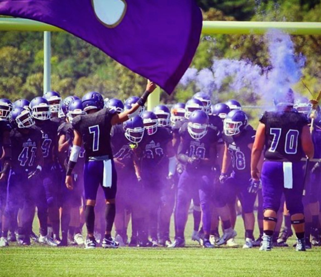 Blessed to receive an offer from Avila Football!
<a href="/AvilaFootball/">Avila University Football</a> 
<a href="/waunton44/">Warren thomas</a>