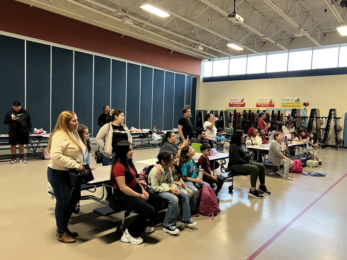 Thankful for another <a href="/girlstart/">girlstart</a> showcase and for our awesome <a href="/ReesStars/">Rees Elementary (Performing & Visual Arts Academy)</a> families! <a href="/AliefScience/">Alief Science</a> <a href="/msangiereyes/">Angie Reyes</a> <a href="/KathyCherryAP/">KathyCherry</a> <a href="/MireyaFromTX/">Mireya Lara</a>
