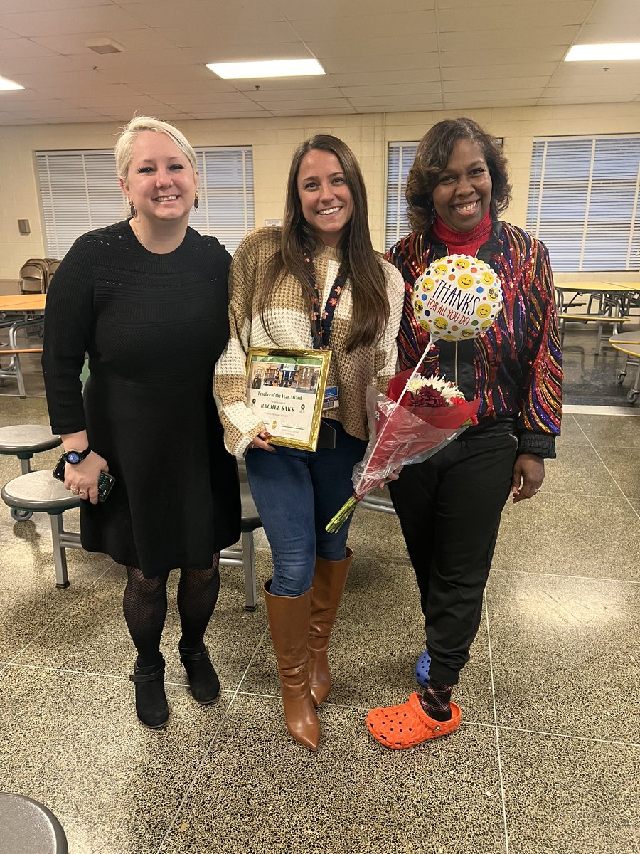 WoodmoorLibrary's tweet photo. What an absolute honor to be named Woodmoor’s Teacher of the Year! I have the best coworkers, admin, and most importantly students. I truly am blessed with the best job in the world. 🥹 https://t.co/AAsUj8OCIB