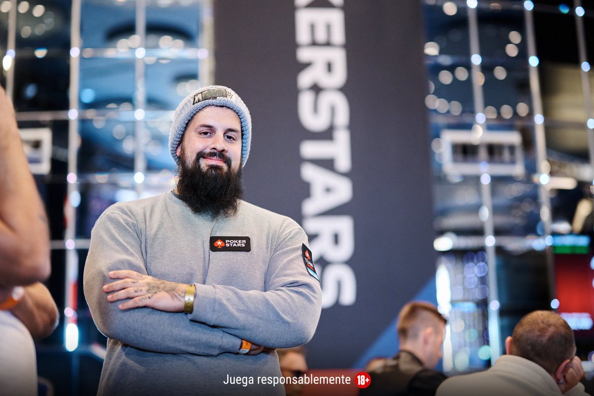 Él no piensa que va a ser, él es de los mejores. 🔥🦅

Con su mejor Poker, 🔝 el Team PokerStars Pro argentino <a href="/PapoMcArg/">BESTIA Papo MC 🔥🦅</a> 🇦🇷 acaba de cargarse en Bahamas 🇧🇸 el cobro latinoamericano más importante de la historia... 📜 ¡US$12.070.000! 👏
