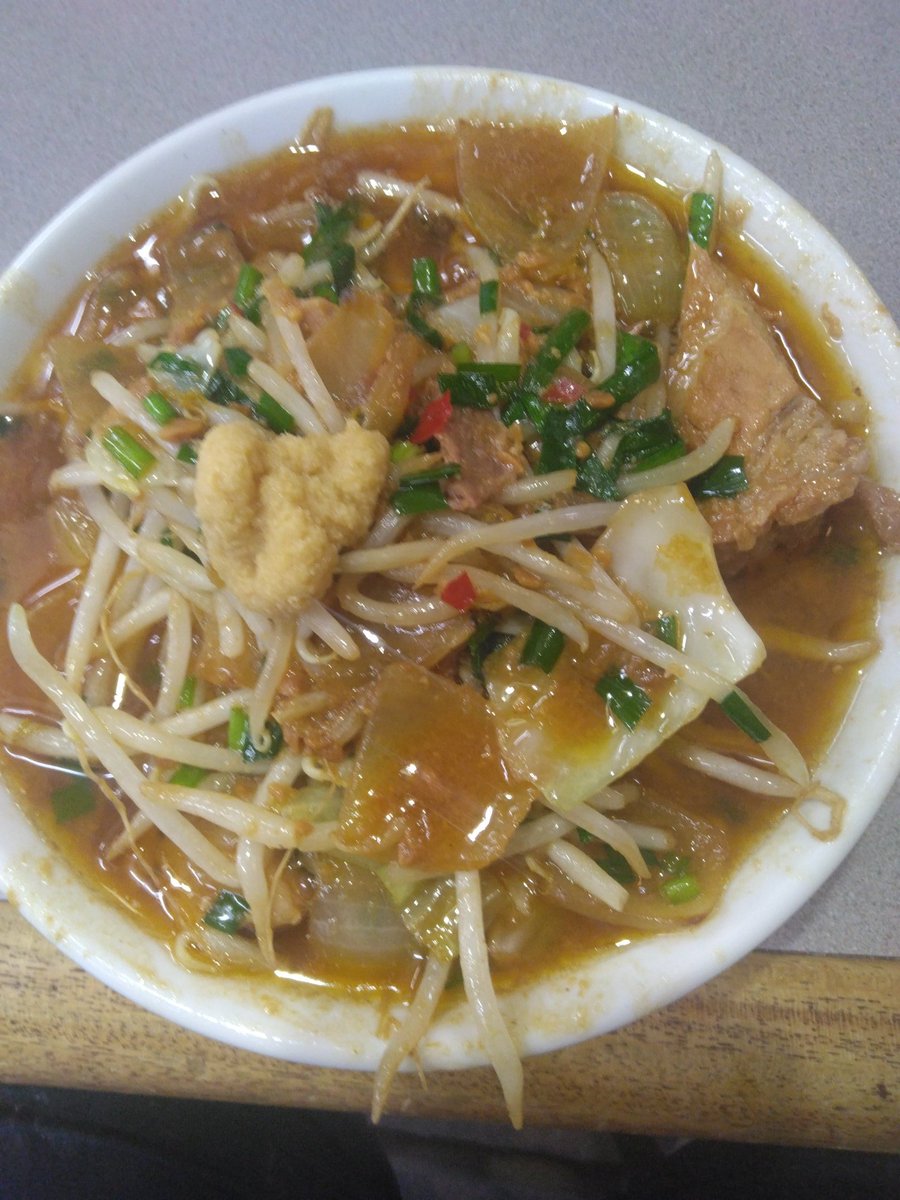 8JYxbzCVQ9x1v0U's tweet image. 皆様おはよう御座います！！

本日お昼は

11時30オープン！！
夜は22時00ラストオーダー予定！！

メニュー
味噌タンメン

醤油、塩、味噌、極旨辛味噌、坦々、まぜそば、ペペロン

です。

よろしくお願い致します。