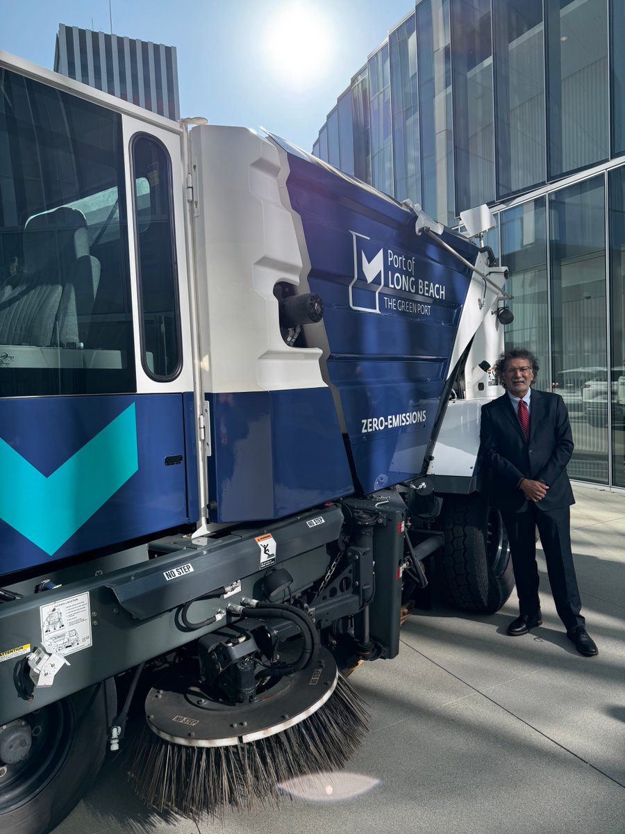 I'm proud to show off the Port of Long Beach's first zero-emission street sweeper! At the Port, we lead by example.