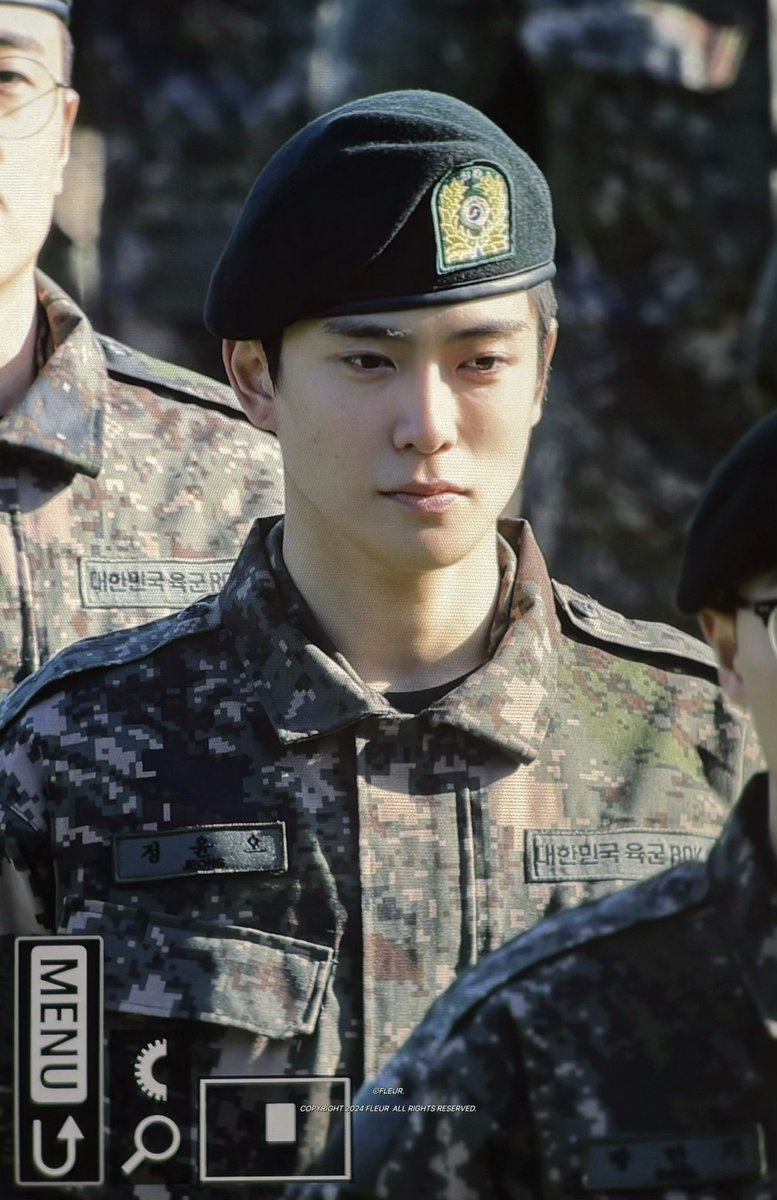yunoceans's tweet photo. sopa graduation                  military graduation https://t.co/TxeXKKIROt