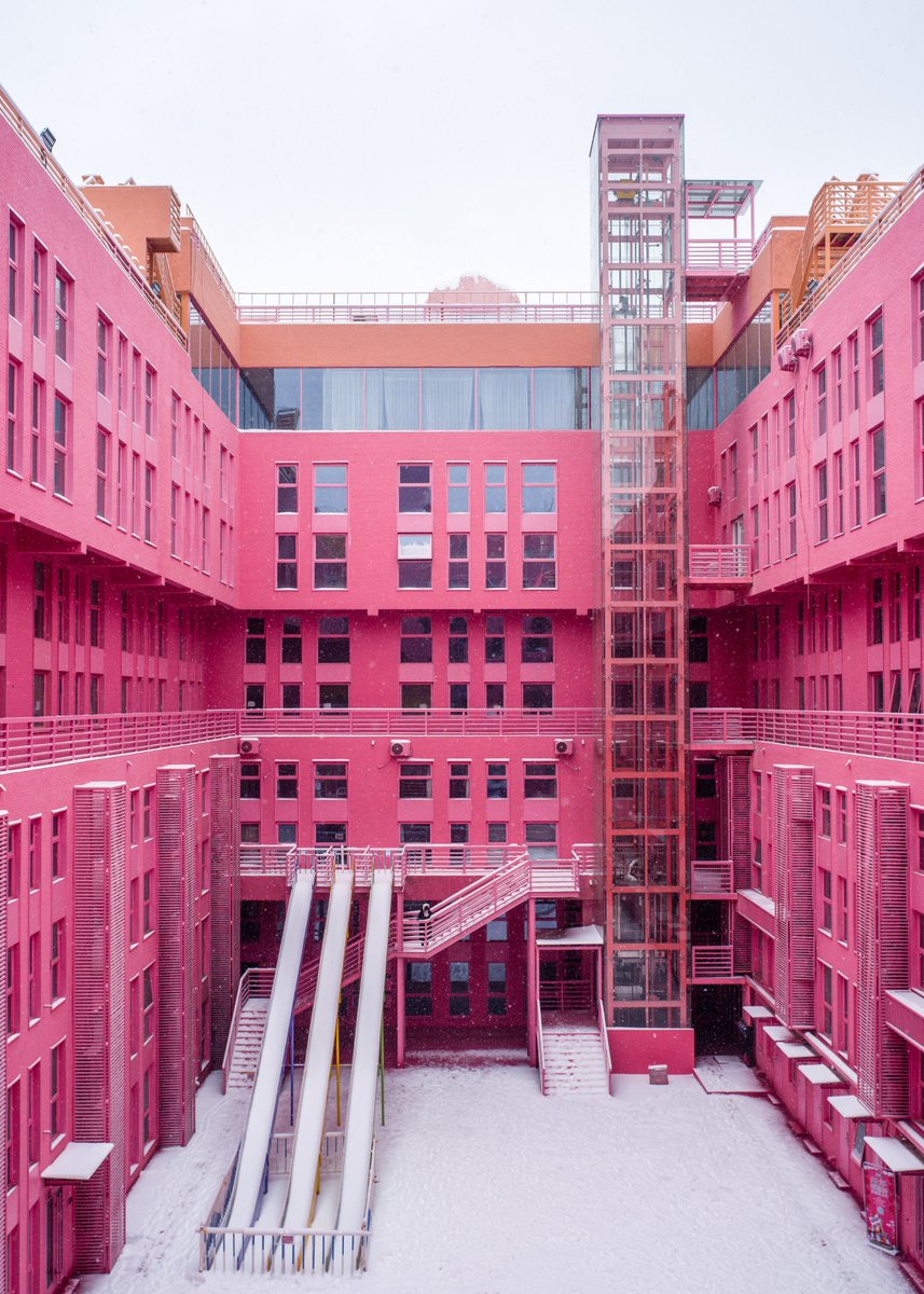 AstrHori's tweet image. With distortion control below 0.0037%, ultra-long depth of field, and excellent color reproduction, 40mmF5.8 Leica lens excels in capturing portraits, still life and street scenes📷
Pictures by 罐头

Frame: Full-Frame
Mount: Leica M-mount
Price: $249 
#Leica #leicalens #portrait