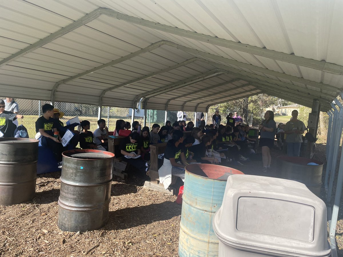 Amanda Watson tweet media