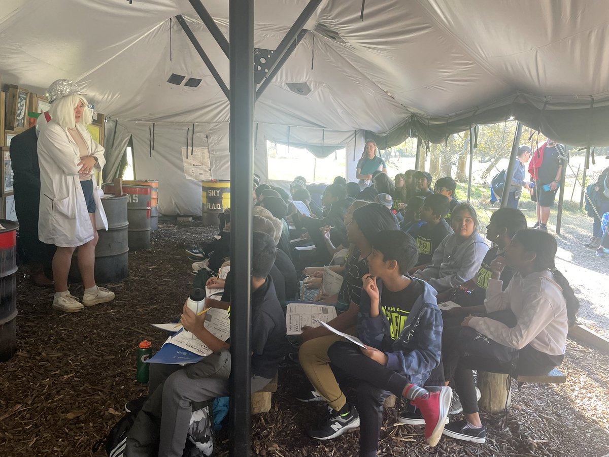 Amanda Watson tweet media