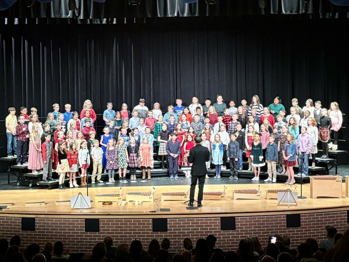 BisonElem's tweet photo. Christmas programs tonight getting us all in the holiday spirit! https://t.co/VpDuIwCySC
