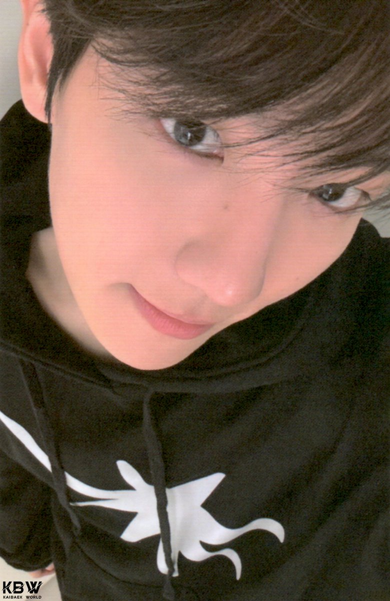 KaiBaek_World's tweet photo. [SCAN] #BAEKHYUN 'LONSDALEITE in SEOUL' DVD &amp; Blu-ray PHOTOCARD (6P)
https://t.co/7nVJmhi6wM

✴︎ https://t.co/efVQjpBfvw
✴︎ https://t.co/Fr83GhAFbT

@B_hundred_Hyun @BAEKHYUN_INB100
× Do not edit / crop logo × https://t.co/mcLu8C5t7P