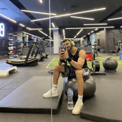_Dhme18's tweet photo. #صورة_جديدة_للملف_الشخصي https://t.co/YF3u9CZ3LE