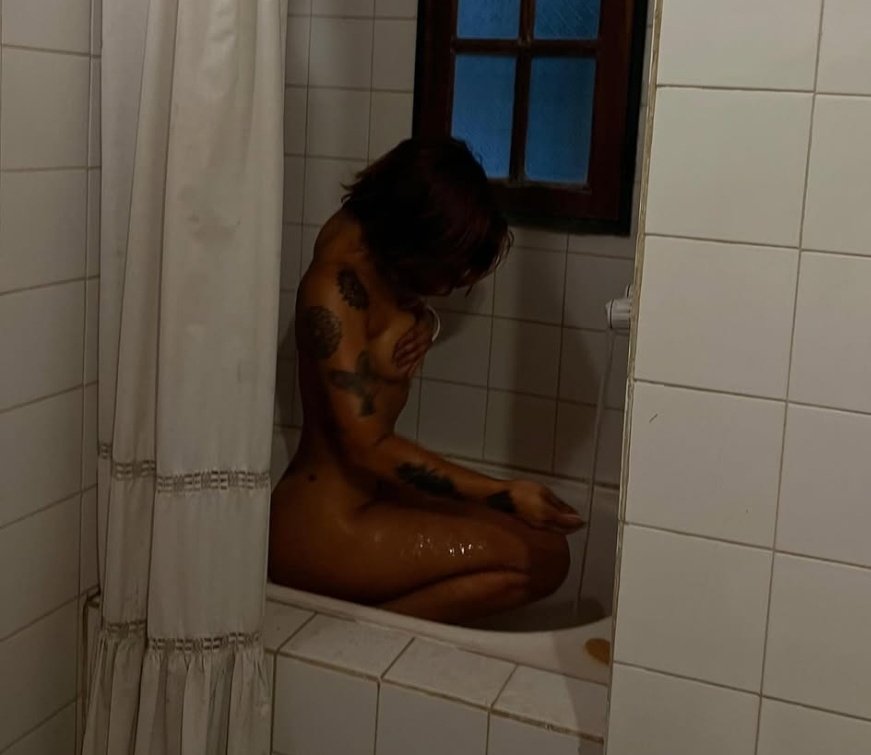 ✿ 🛀🏻

⠀⠀ ❛⸺ #Freerol #Sexrol