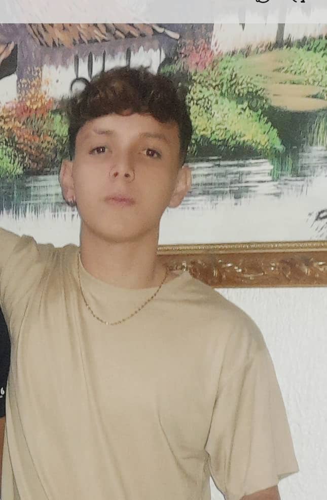 cofamigos's tweet image. LIBEREN A LOS MERIDEÑOS ÁNGEL, AIMAR Y ANDRÉS.

Alejar a las y los detenidos de sus familias y personas que puedan brindarles apoyo, es profundizar el aislamiento, la incomunicación y los obstáculos para que la persona pueda defenderse.    

#LibertadParaTodos