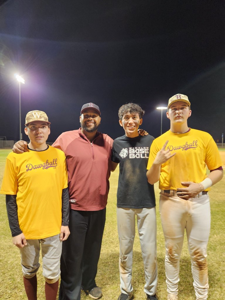 WinslowBaseball's tweet photo. This passed weekend we got to join in on the fun at the Show Goes On Tournament! Thank you @STFHSBaseball for having us and getting out of the cold weather. We had a great time getting reps in! https://t.co/WfhISF1BqP