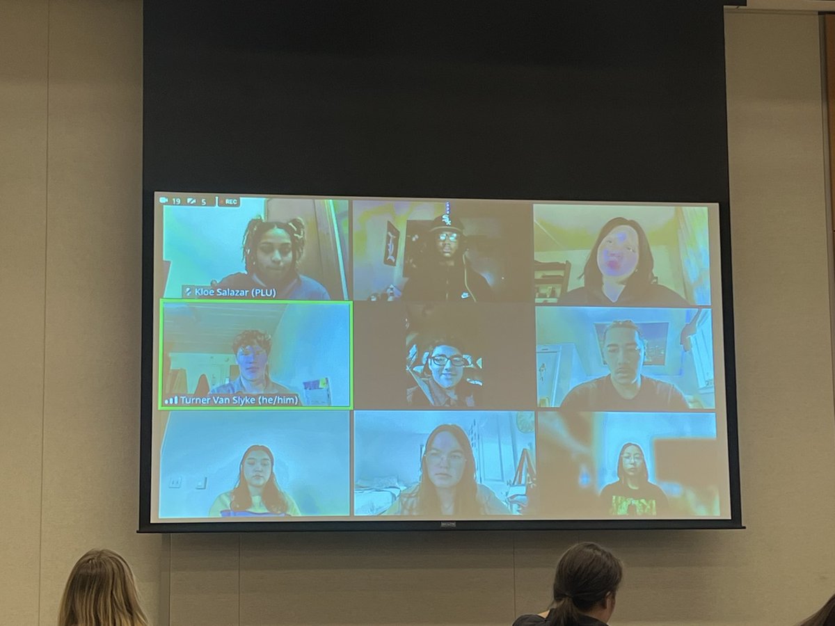WadeSmithEdD's tweet photo. Another incredible day with @wwschools students at the @GatesWA #EdRoundtable. A great day of facilitation by @thescholarfirst & @ANGELAJONESJD. Wonderful to hear from #WaHi grad Turner! Powerful commitment to improving post secondary access for Wa State students. https://t.co/0uoj84mwGv