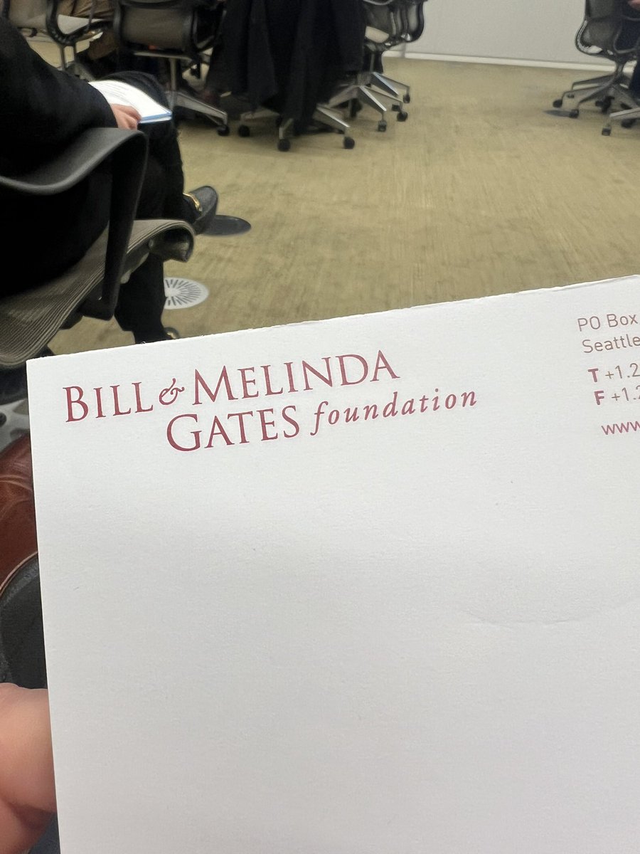 WadeSmithEdD's tweet photo. Another incredible day with @wwschools students at the @GatesWA #EdRoundtable. A great day of facilitation by @thescholarfirst & @ANGELAJONESJD. Wonderful to hear from #WaHi grad Turner! Powerful commitment to improving post secondary access for Wa State students. https://t.co/0uoj84mwGv