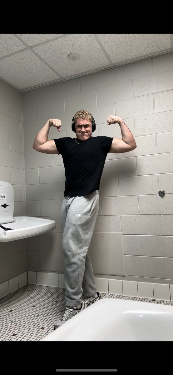 275 OL ——> 230 TE/H

<a href="/WaliRainer/">Wali Rainer</a>