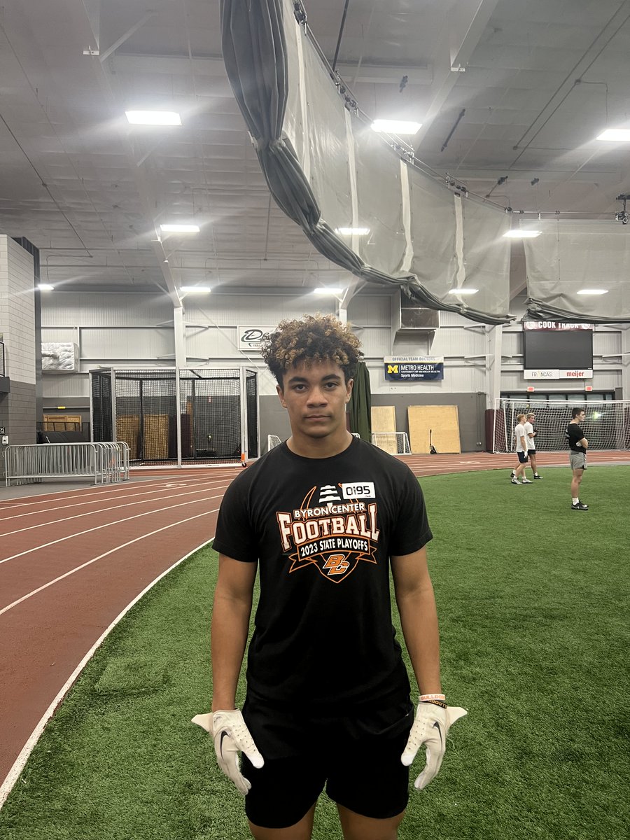 Big emerging name in West Michigan
Byron Center RB <a href="/Cam_payne22/">Cam Payne</a> 

- Very similar build to many MAC prospects I've watched
- 122 yards + 1TD on 8 carries in State Championship
- Great vision, contact balance; prototypical 3-down back
- Competitive, always first in line, coachable