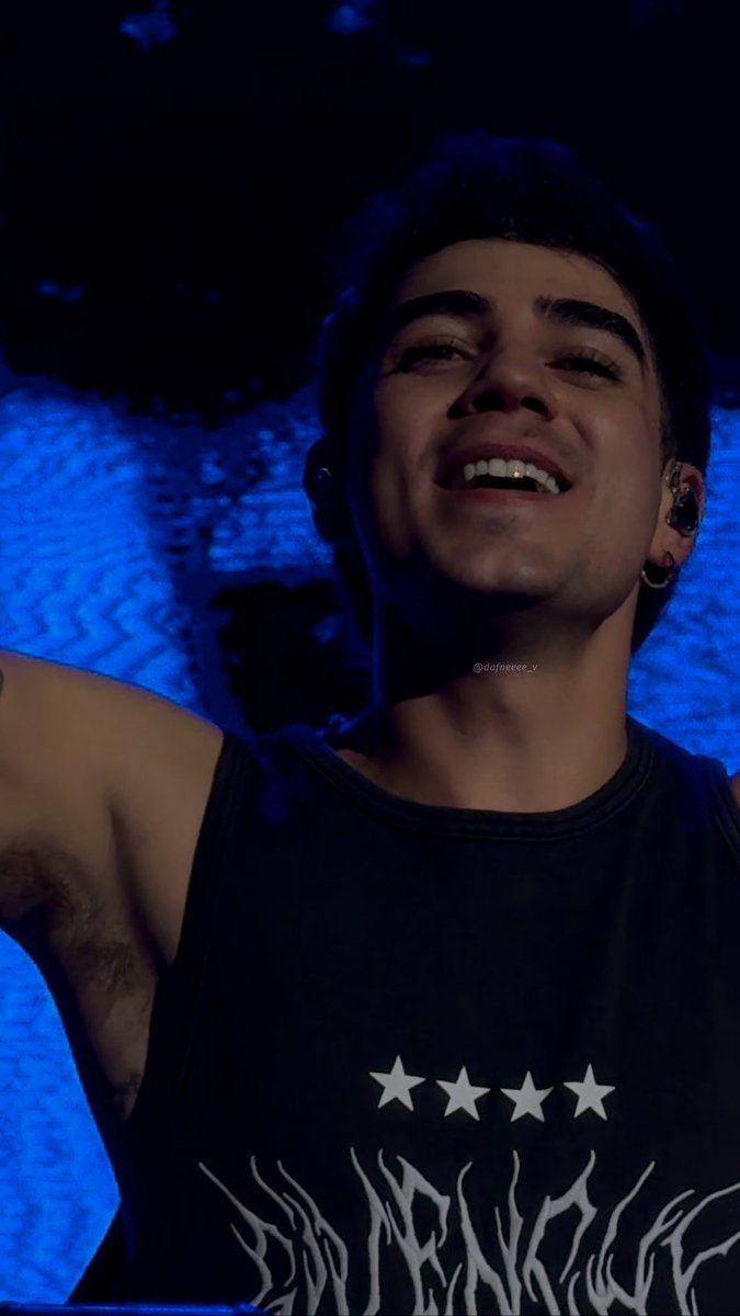 dafneeee_v's tweet photo. Fotos que @JosDice no tiene porque yo se las tome yo 😘 https://t.co/jxRQSWfXQ0