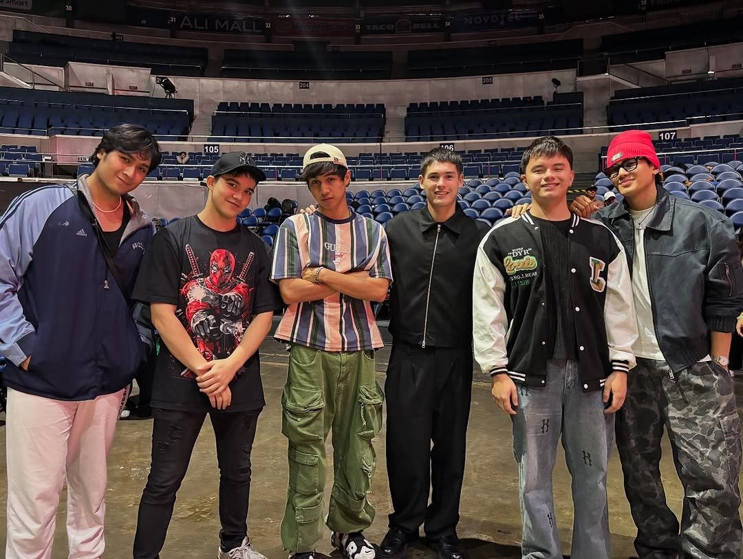 kicepeople's tweet image. We are so excited for Kice's performance later!

Let's go nicepeeps! Let's watch the performance of Rockoustic Heartthrobs in Araneta!

Credits: @TeamJarrenTrend 

#Kice
#KiceisNice
#NicePeople
#AllForKice

@Kicepleilonggos 
@kicepeopleintl