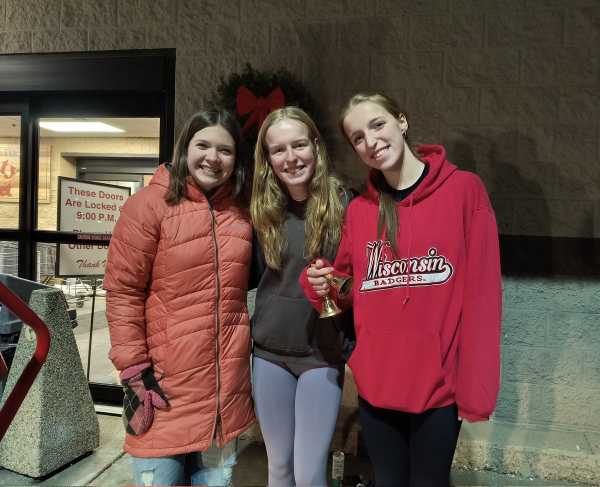 West Fastpitch players rang bells again at County Market tonight for the Salvation Army. Great way to support this cause and our community! 🎀