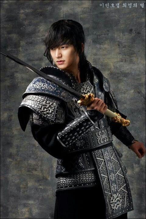 Name of this my video only my fans can tell me