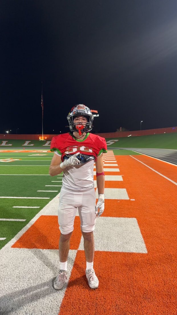 DanielRios_33's tweet photo. Had a Great time at the NM All Star game 2024! Thank you to my coaches for the opportunity @coachList13 @CoachWallin @PrepRedzoneNM https://t.co/0MMfDp2Rfs