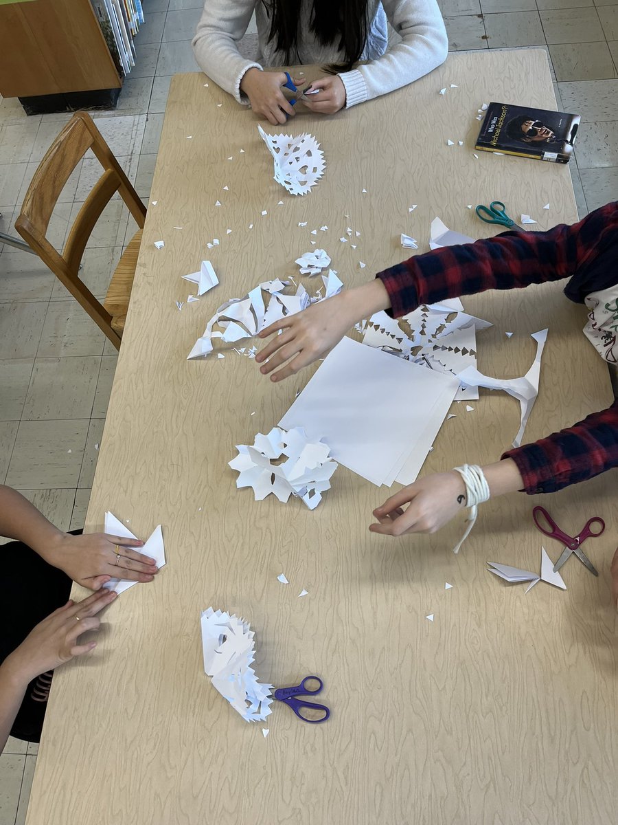 Jennifer Simmons tweet media