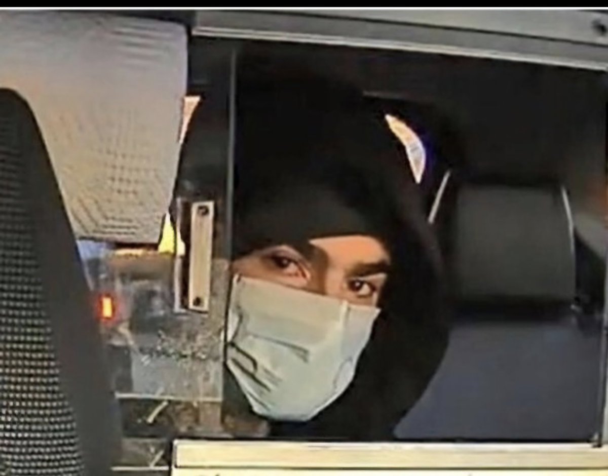 Wow , that's what u get for not wearing #N95
#LuigManigone