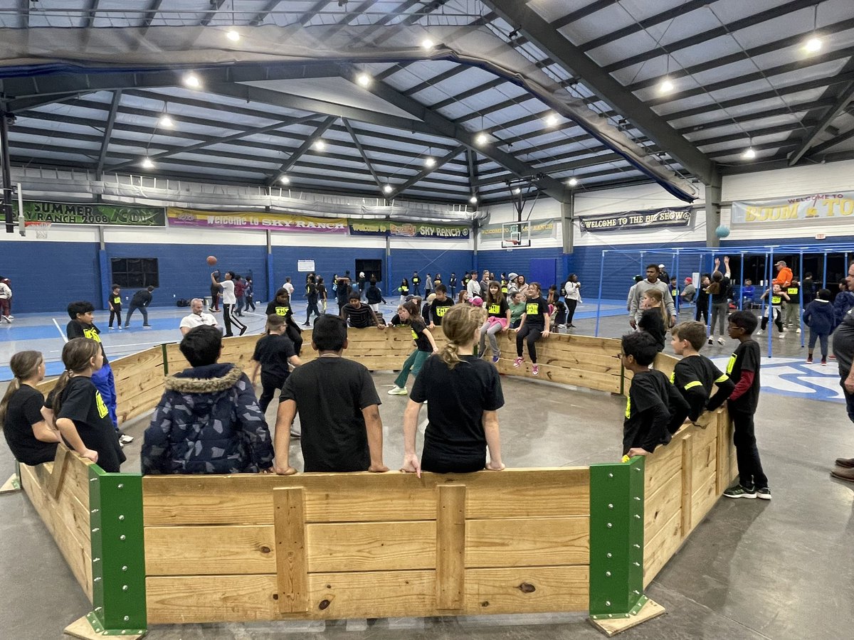 Amanda Watson tweet media