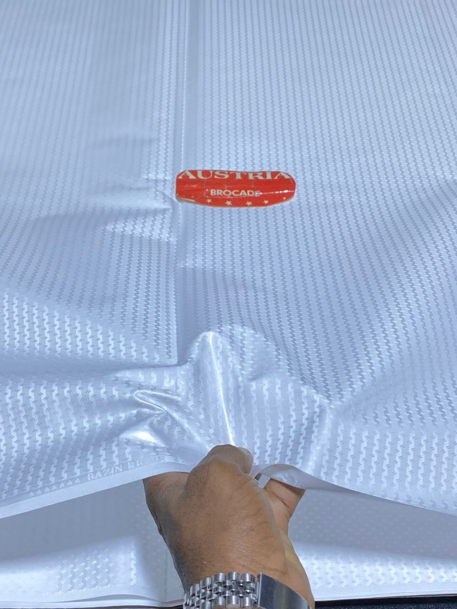 a_wester77's tweet photo. _+NEW ARRIVALS ✂️🛍️
 =* Just all white
*+ DM if you want thanks 🙏 
-🏷All available 
📍 At Kwari Market, Kano State, Nigeria
*+WhatsApp number. 📞💬 +2347010494873 
#09030900116 https://t.co/eVu1PlASi0