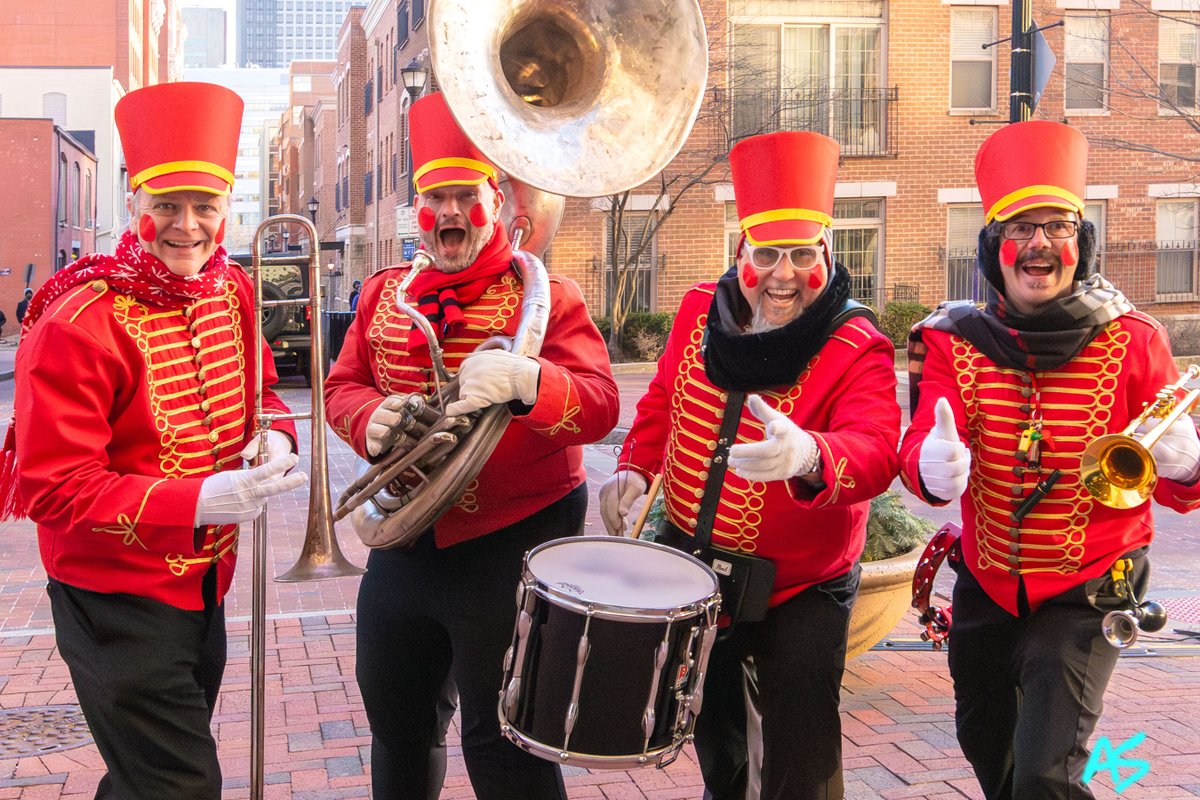 AndySpessard's tweet photo. All Aboard the Trolley Hop! It was a beautiful weekend for our downtown community to come together and celebrate the holiday season. Winter Fest, Yulide on Gay, Santa Claus, and so much more! Here is a small collection of things.Β πππππ #trolleyhop #happyholidays #downtown https://t.co/Z5LJcVPhwn