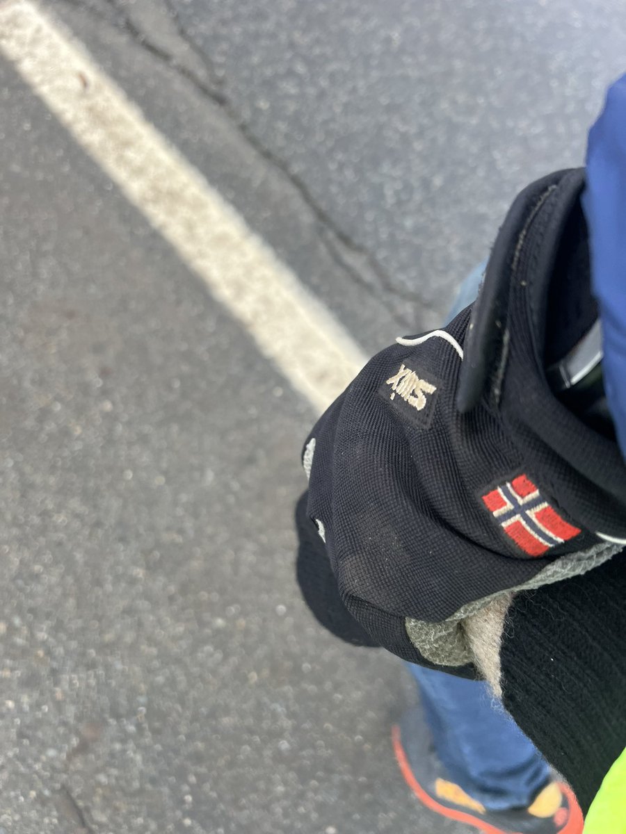 MarionSyversen's tweet image. Please tell me three good things about your Monday. Participate! Mine: 1.) Strength before and after a run with my baby. AND a RUN. #iloveus 2.) An awesome conversation with my bud Amy Magdalein and plans for my future 🏃🏻‍♀️💪🏻 3.) #smallgroupmonday #christmas2024